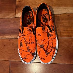 Orange REALTREE X VANS CLASSIC SLIP-ON SHOES mens size 9.5
